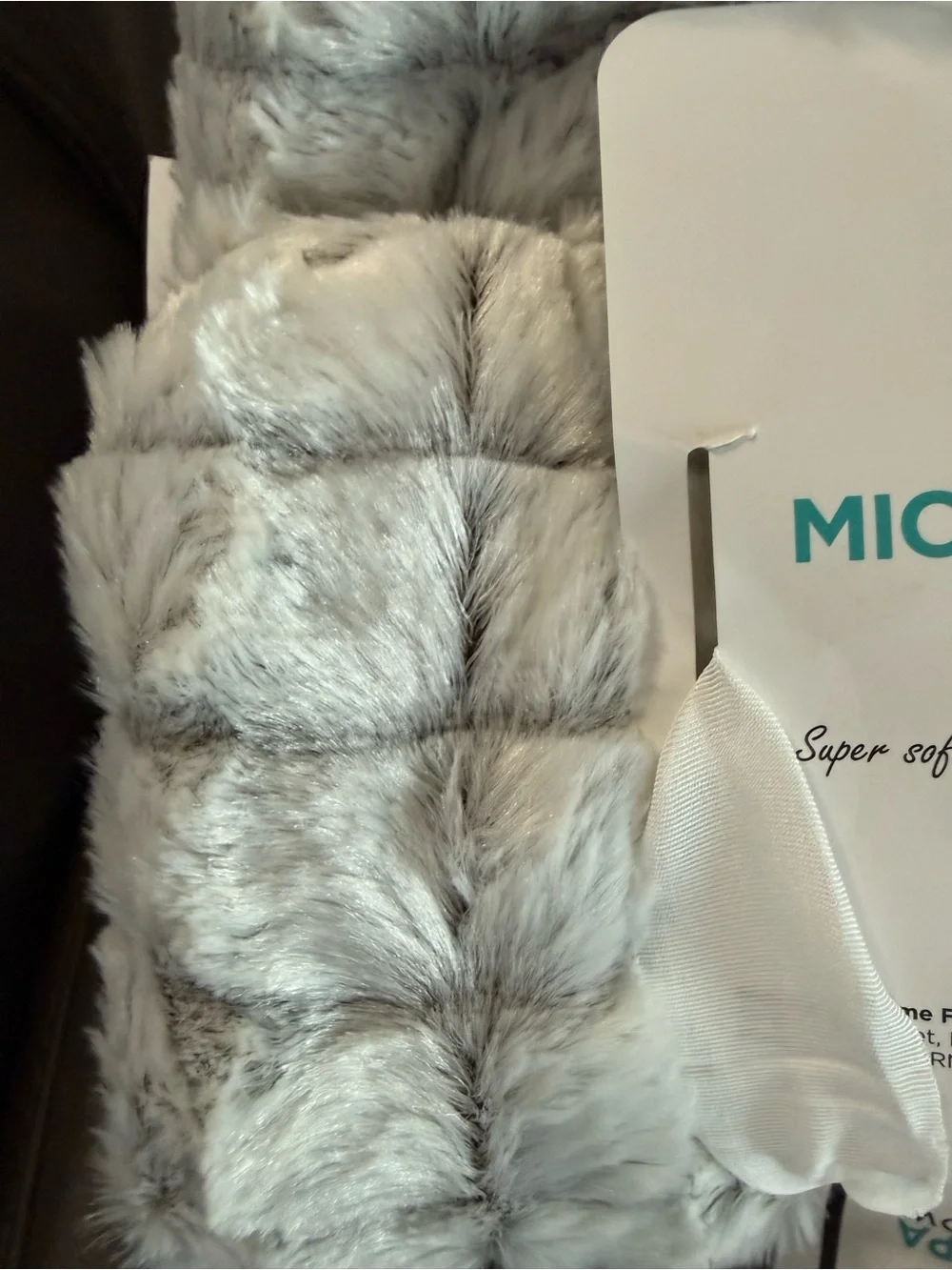 Royal Luxe Micro-Mink Sherpa Throw - Light Gray Faux Fur. 50x60